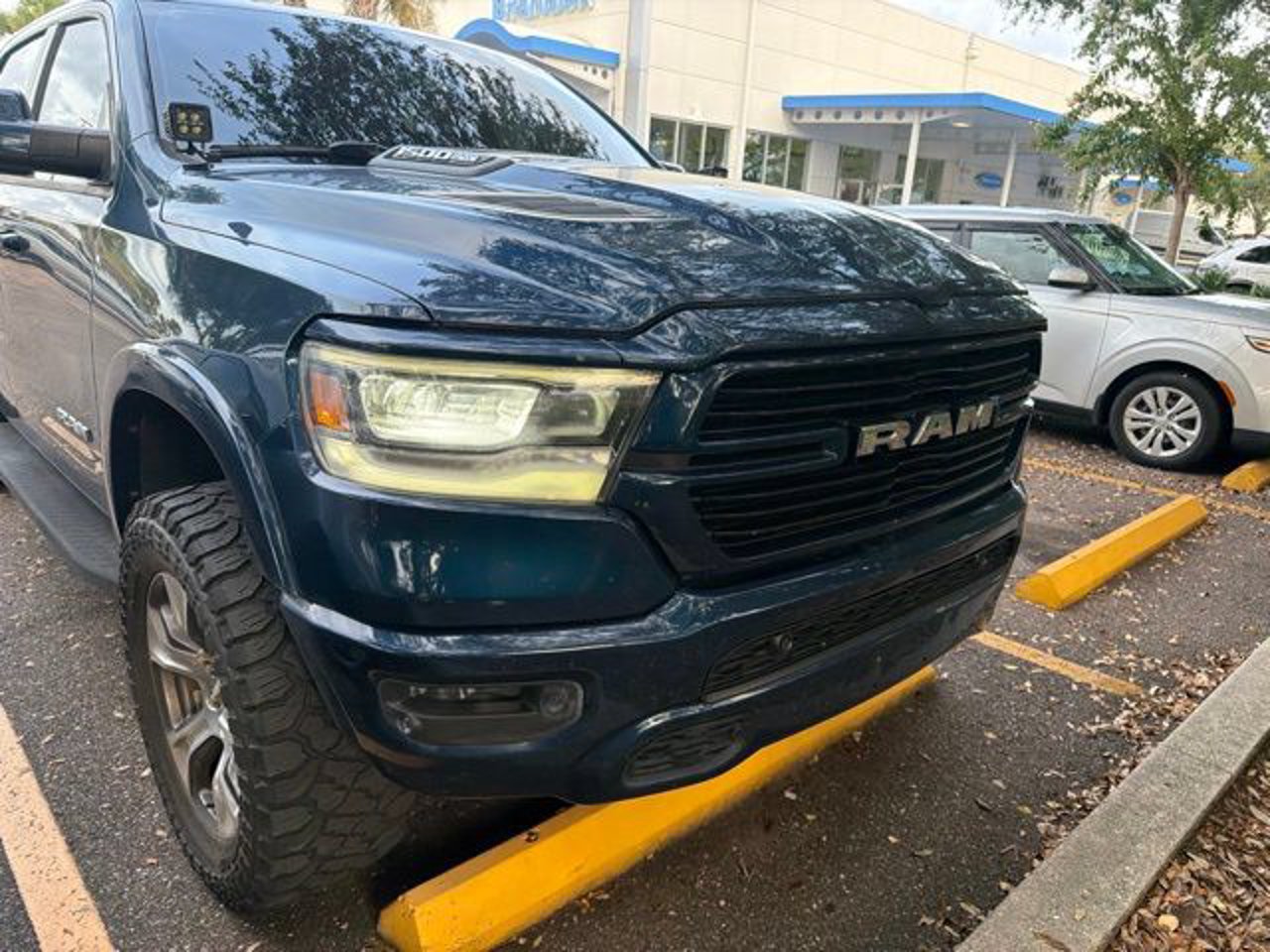 ram ram 1500 pickup 2020 1C6SRFJT3LN325556 image ram ram 1500 pickup 2020 1C6SRFJT3LN325556 image